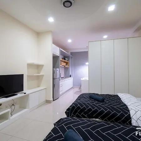 FlexiHome Shaftsbury: Day-Use Work Space in Cyberjaya Exterior photo