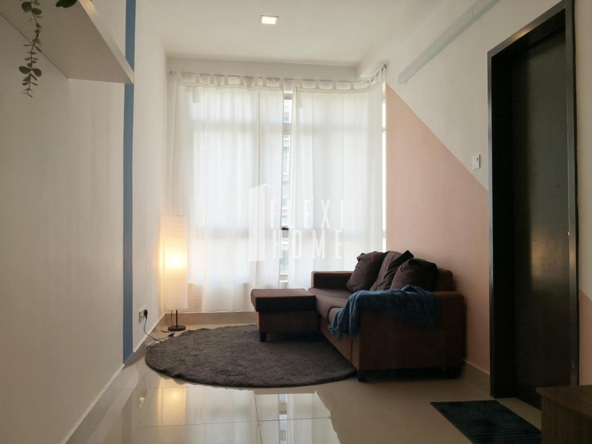 Flexihome Shaftsbury: Day-use Work Space In *