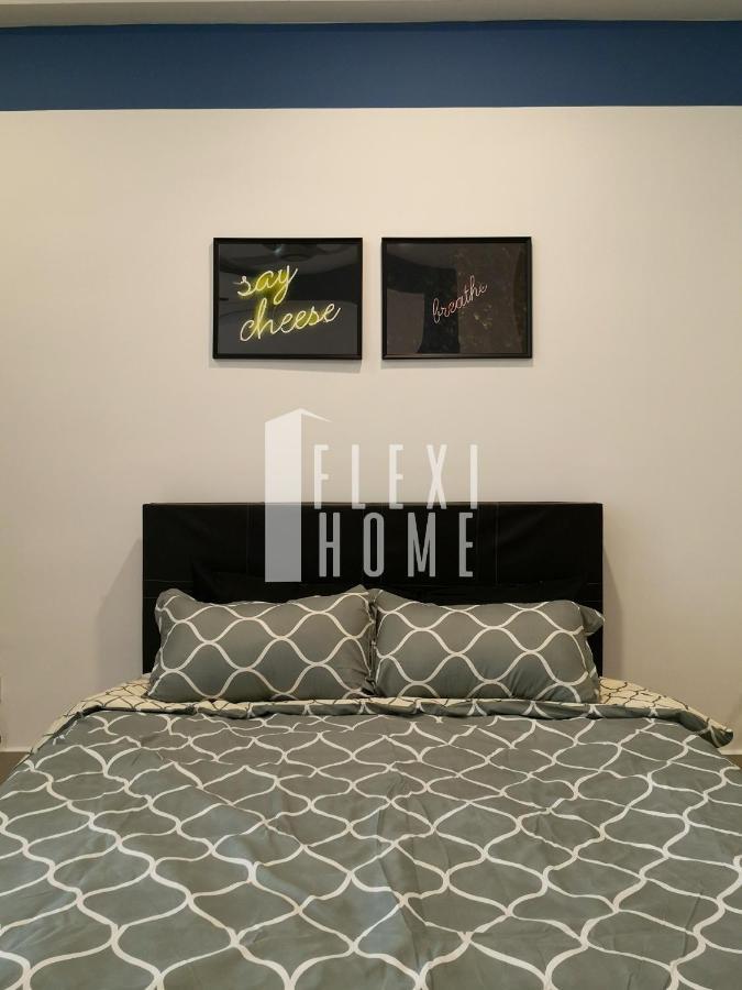 Flexihome Shaftsbury: Day-use Work Space In Apartment Cyberjaya