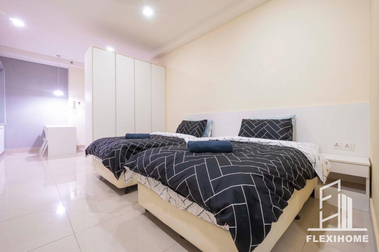 Apartment Flexihome Shaftsbury: Day-use Work Space In