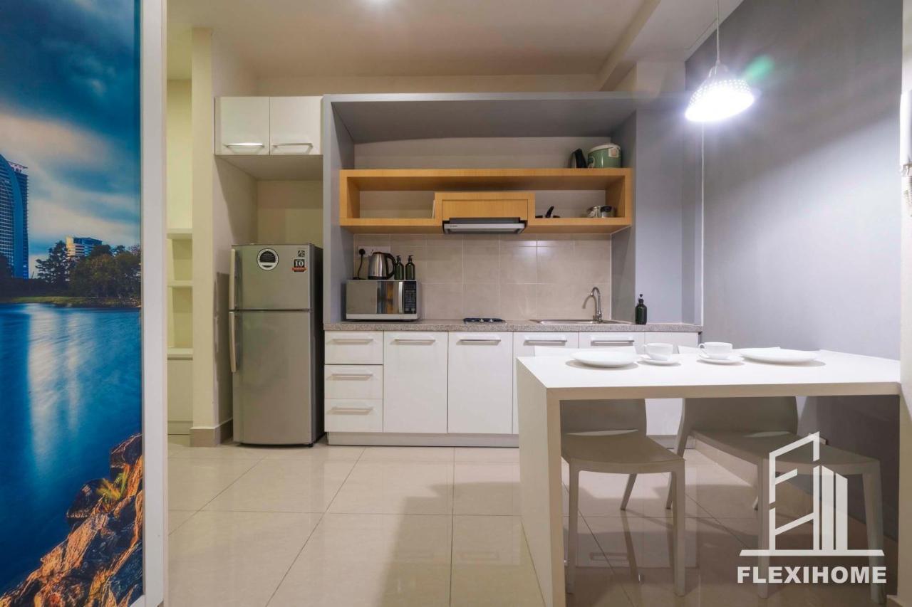Apartment Flexihome Shaftsbury: Day-use Work Space In Cyberjaya