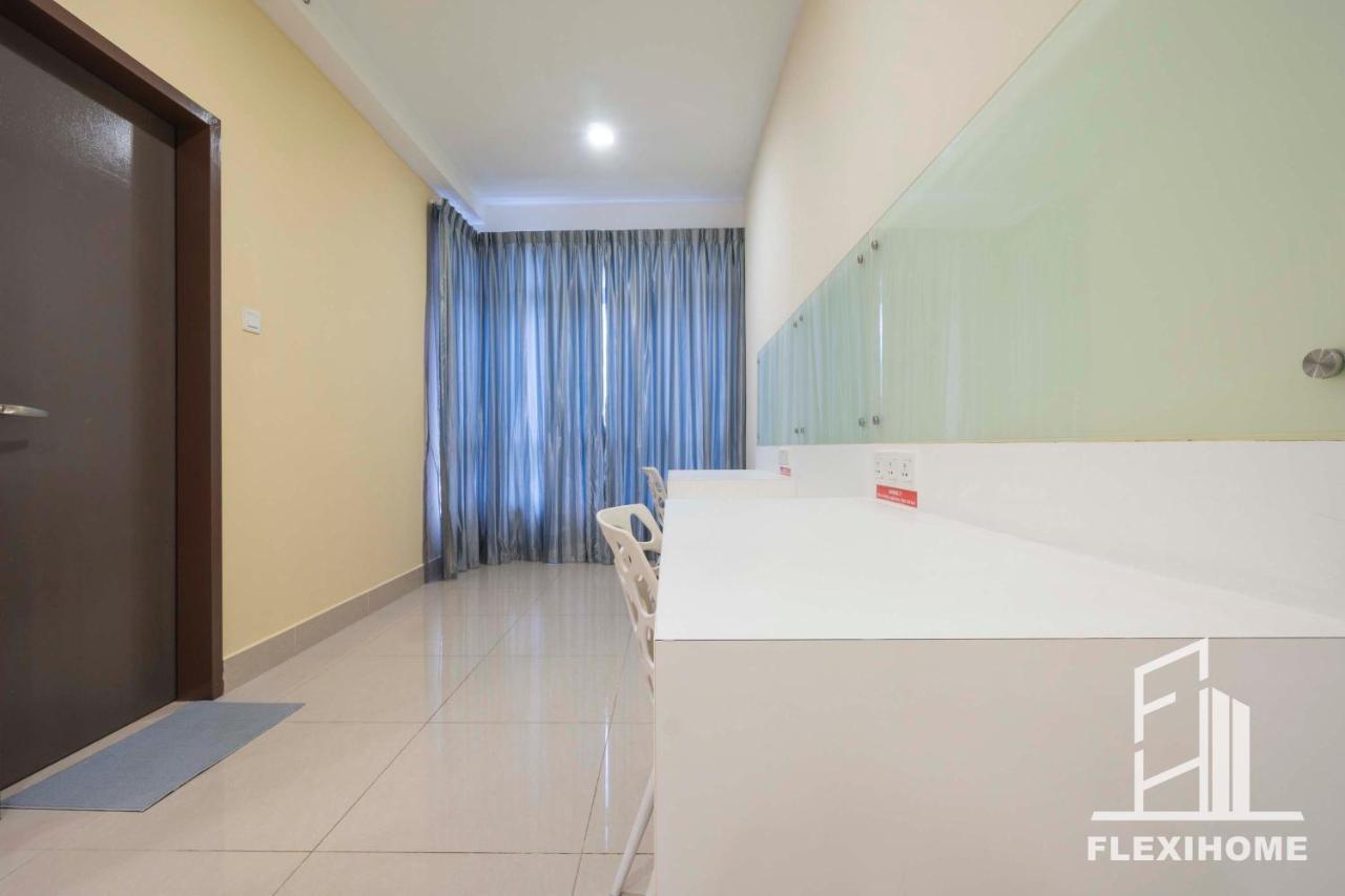 Apartment Flexihome Shaftsbury: Day-use Work Space In Cyberjaya