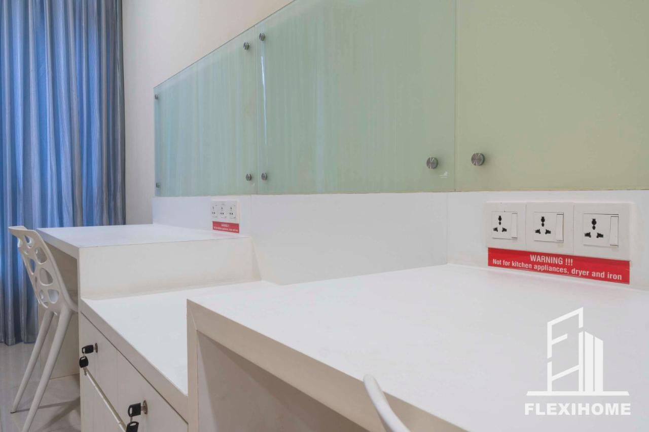 Flexihome Shaftsbury: Day-use Work Space In *